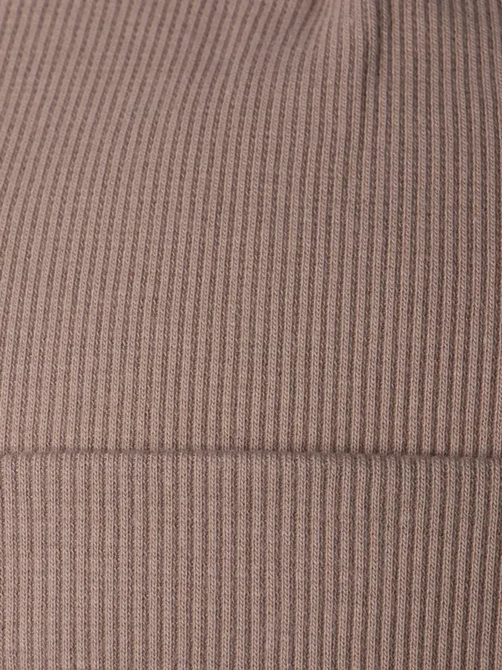 Шапка детская со снудом на осень