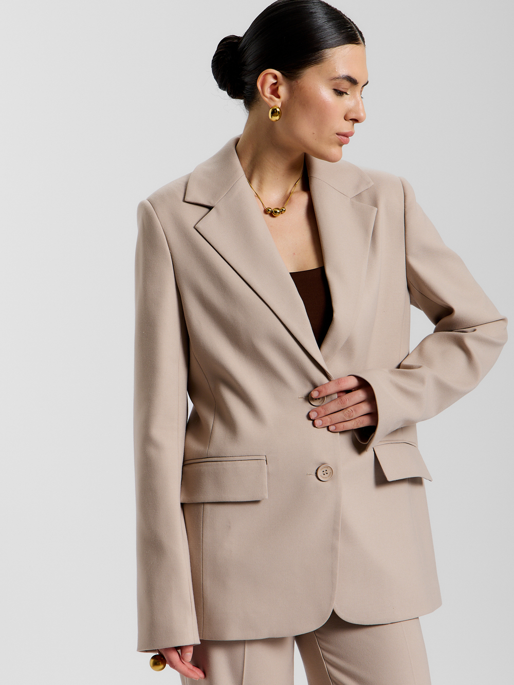 Песочный пиджак Купер