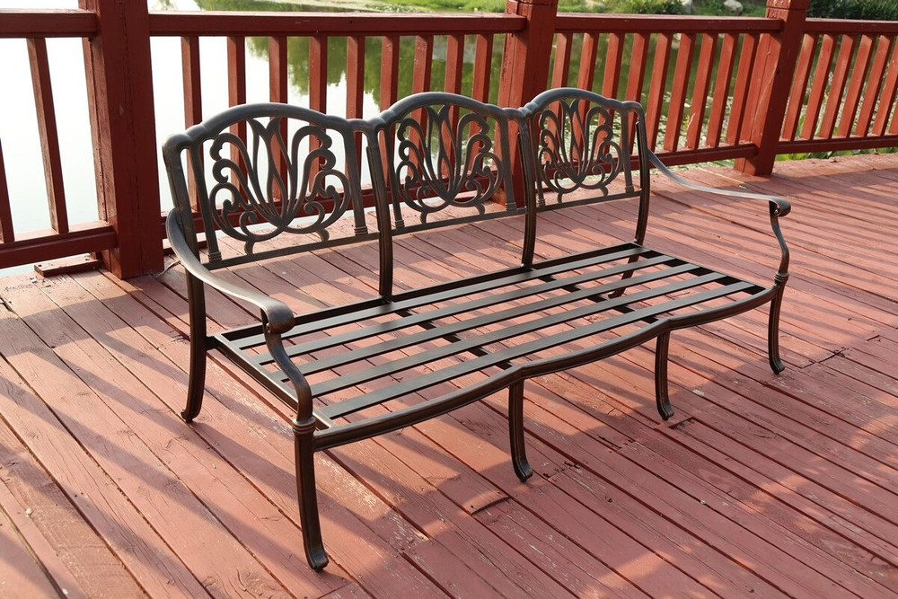 Диван трехместный Madrid из литого алюминия, античная бронза