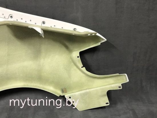 Крыло левое для Mercedes Vito W638 стеклопластик