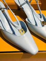 Босоножки Fendi