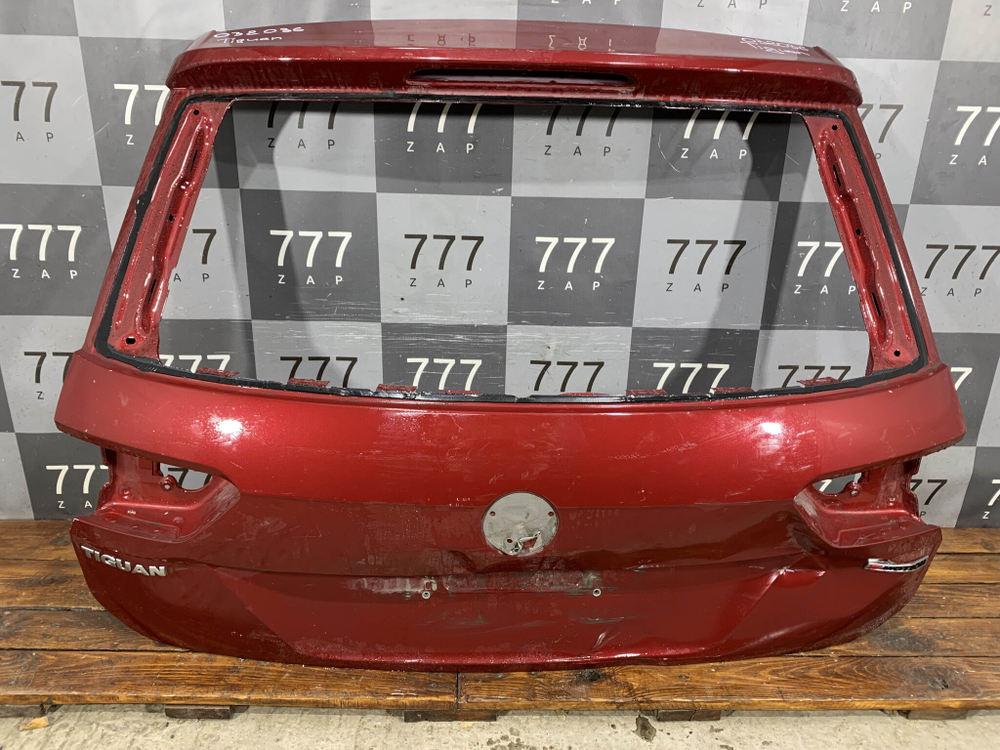 Крышка багажника Volkswagen Tiguan 2 16-нв Б/У Оригинал 5NA827025