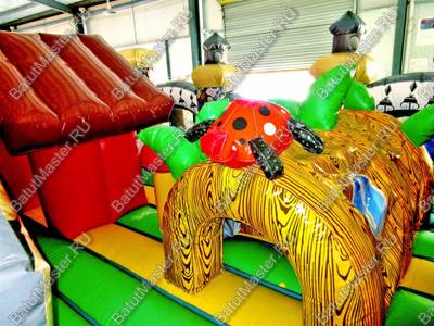Коммерческий надувной батут "Терем" 6*6*4 м
