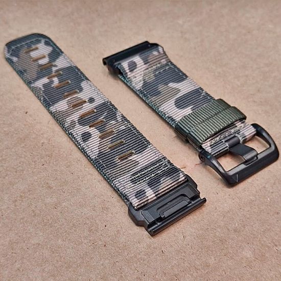 Ремешок тактический Tactix 26 мм. для Garmin Fenix 7x / 6x / 5x / 3, Enduro 2 / Tactix 7, Tactix Delta нейлоновый быстросъемный на застежке (Камуфляж болото)