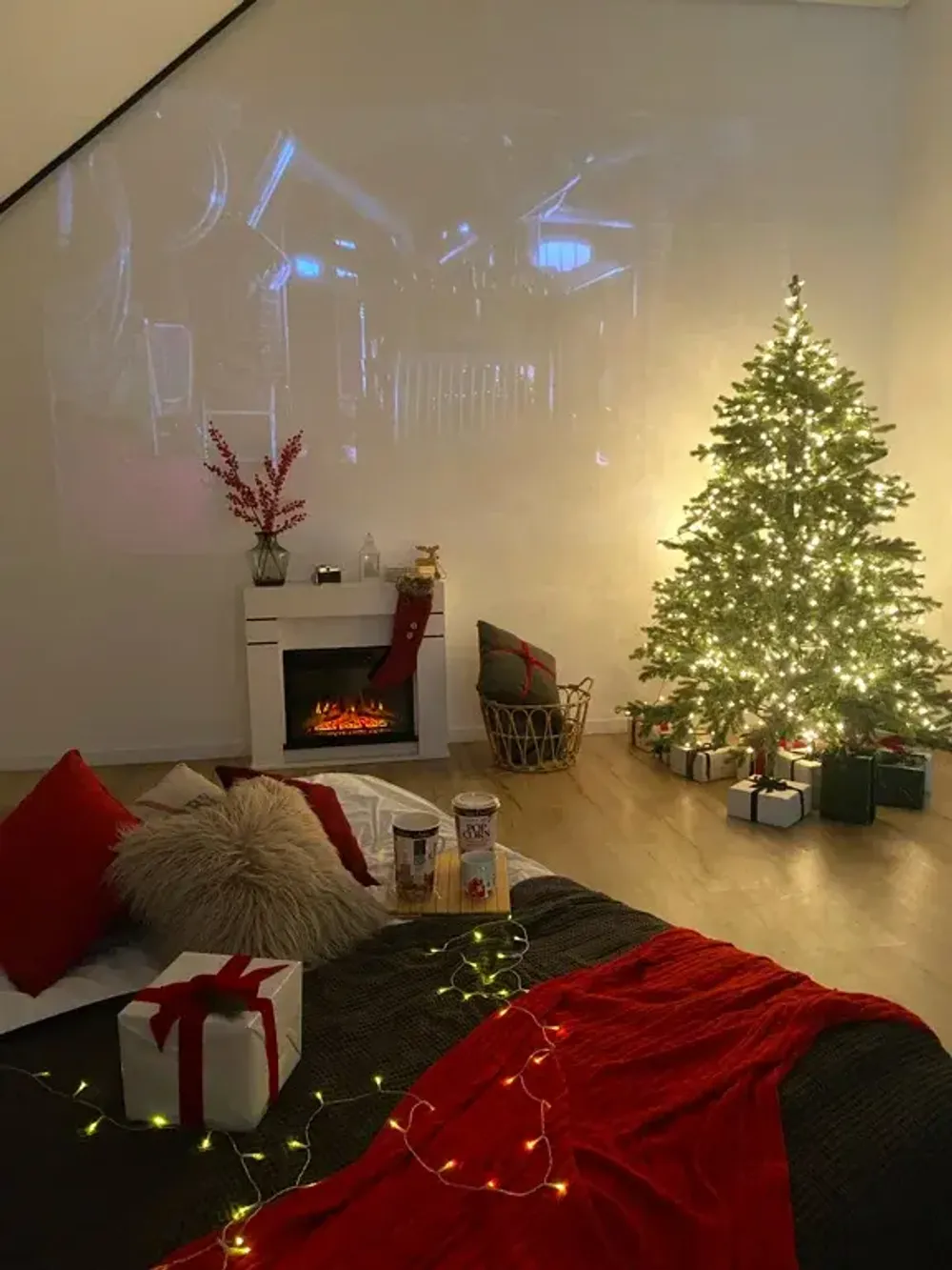 Елка с гирляндой 2в1 «Торжественная» (Литая хвоя) 180 см / 1,8 м