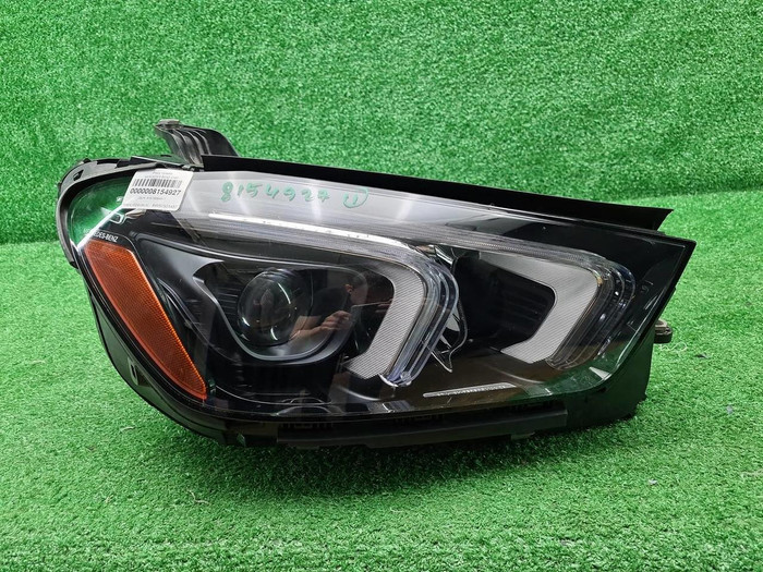Фара правая Mercedes GLE V167 (2018-2024) LED