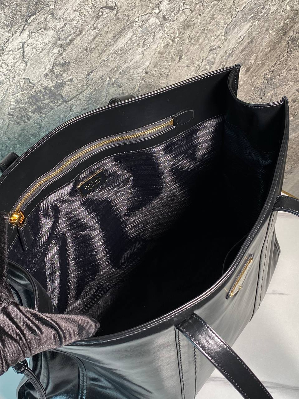 Сумка Prada