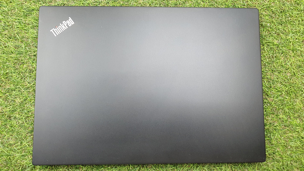 Ультрабук Lenovo i3-8/4 Gb/FHD покупка/продажа