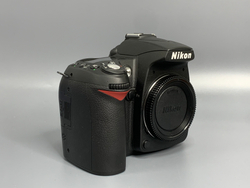 Nikon D90 600 кадров