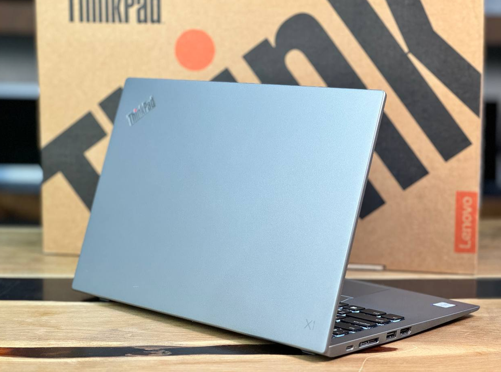 14" Ноутбук Lenovo ThinkPad Carbon G6 Sliver (1920x1080, Intel Core i5-8350U, RAM 8ГБ, SSD 256ГБ, Intel UHD Graphics 620, Win 10Pro)