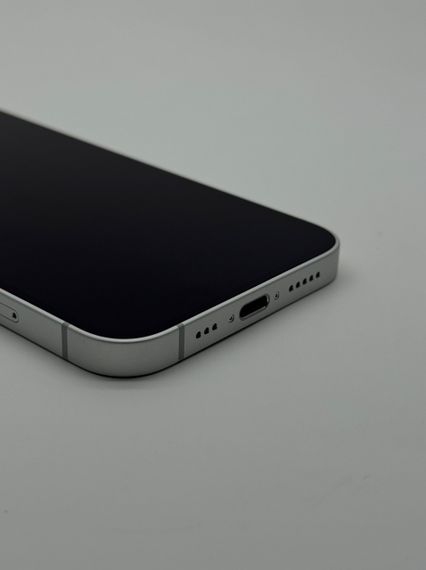 iPhone 17e 256Gb White