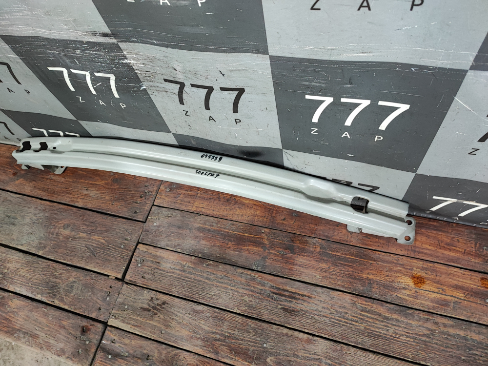 Усилитель заднего бампера Geely Coolray 19-нв Б/У Оригинал 5052023000C15