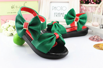 Сандалии детские на платформе с декором бантами