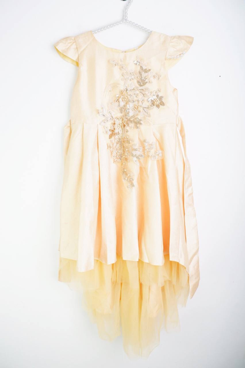 Платье для вечернего образа, визуально на 14 лет