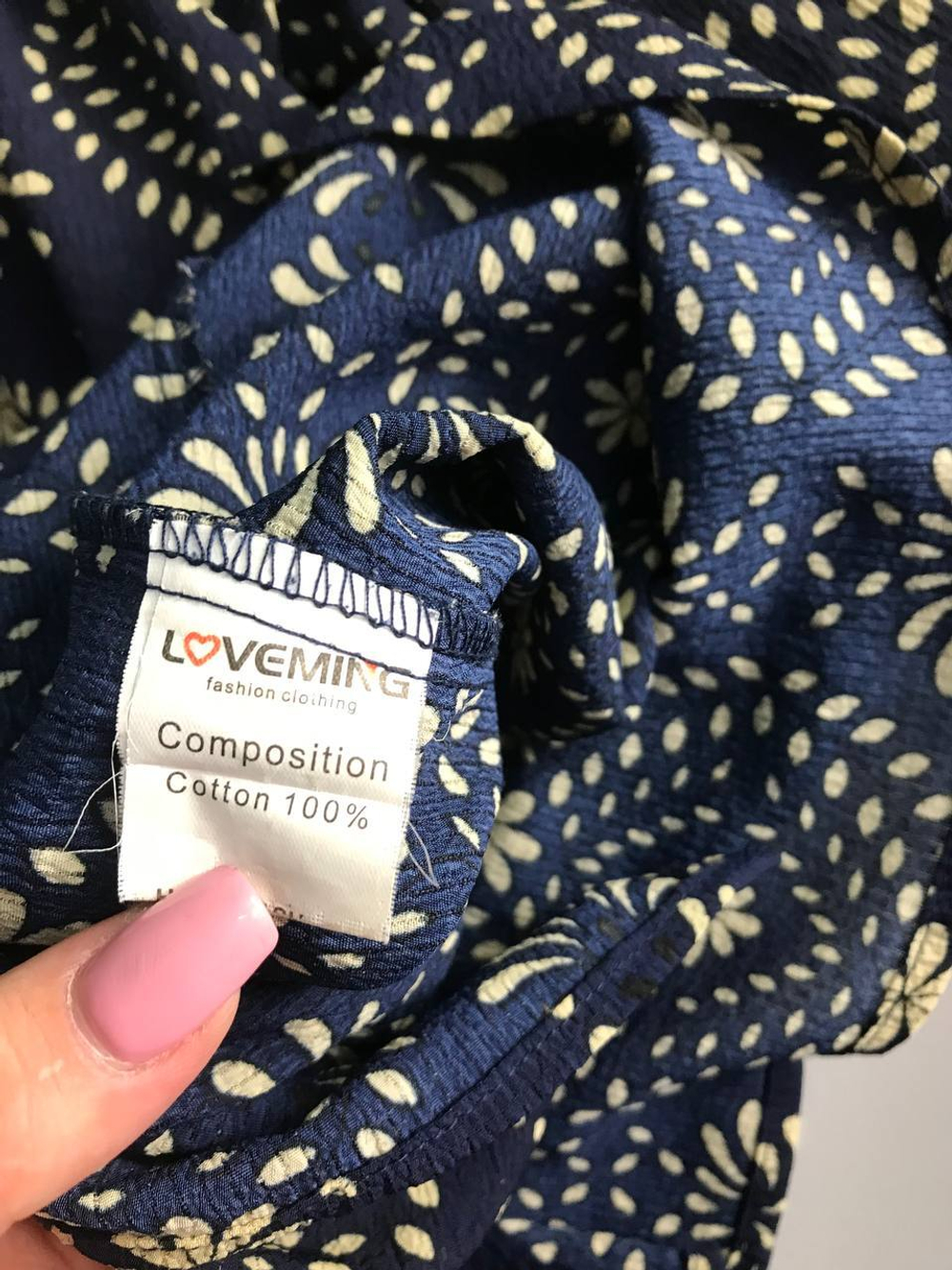 Блузка Loveming стильная, визуально на 50 размер