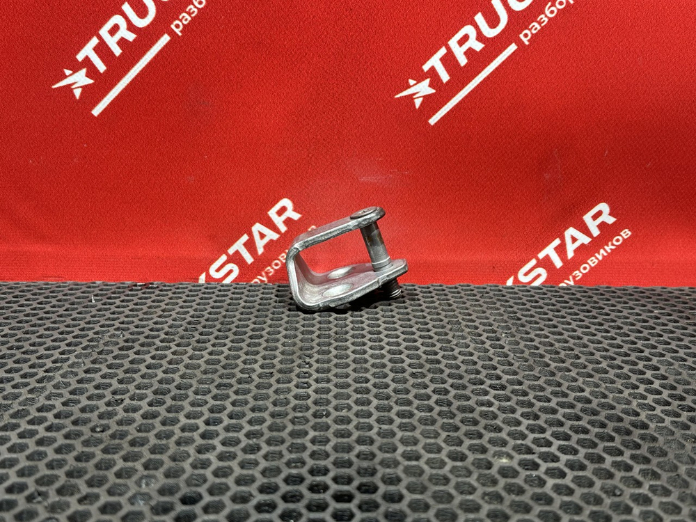 Ответная часть замка двери