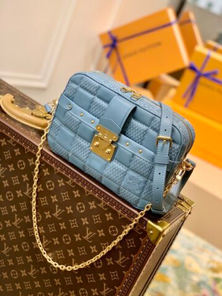 Louis Vuitton Troca MM