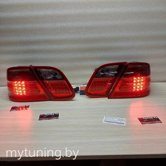 Задние фонари red smoke led для Mercedes CLK W208