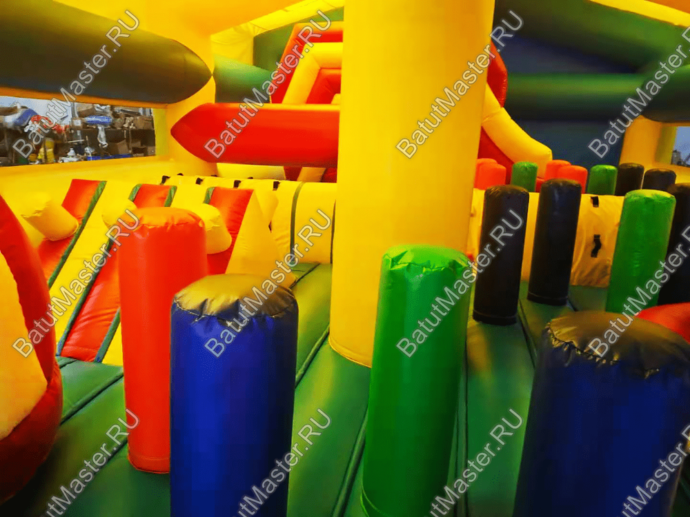 Коммерческий надувной батут "Сказочный комплекс" с крышей