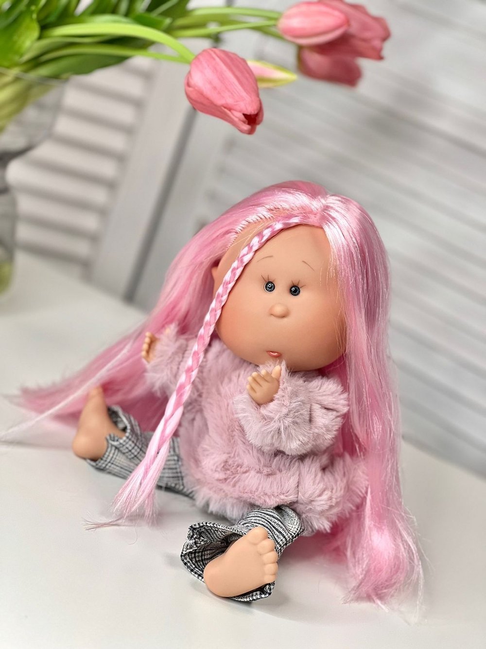 Кукла Nines виниловая 30см MIA (3428K)