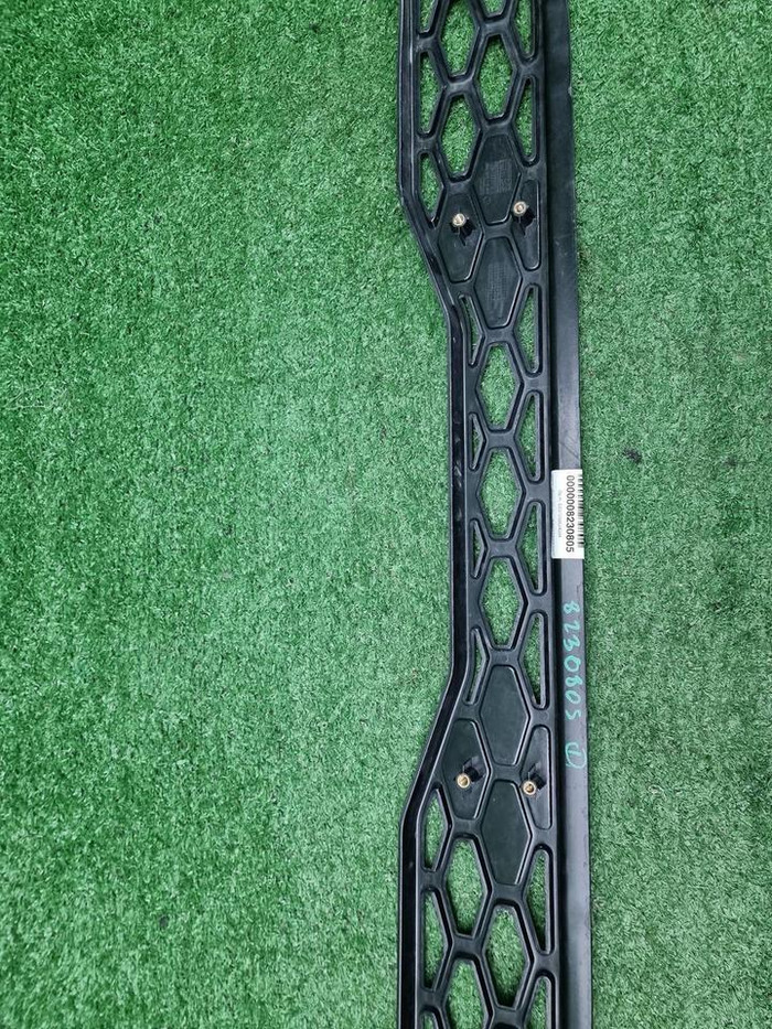 Решетка переднего бампера Shacman X3000 (22-нв)