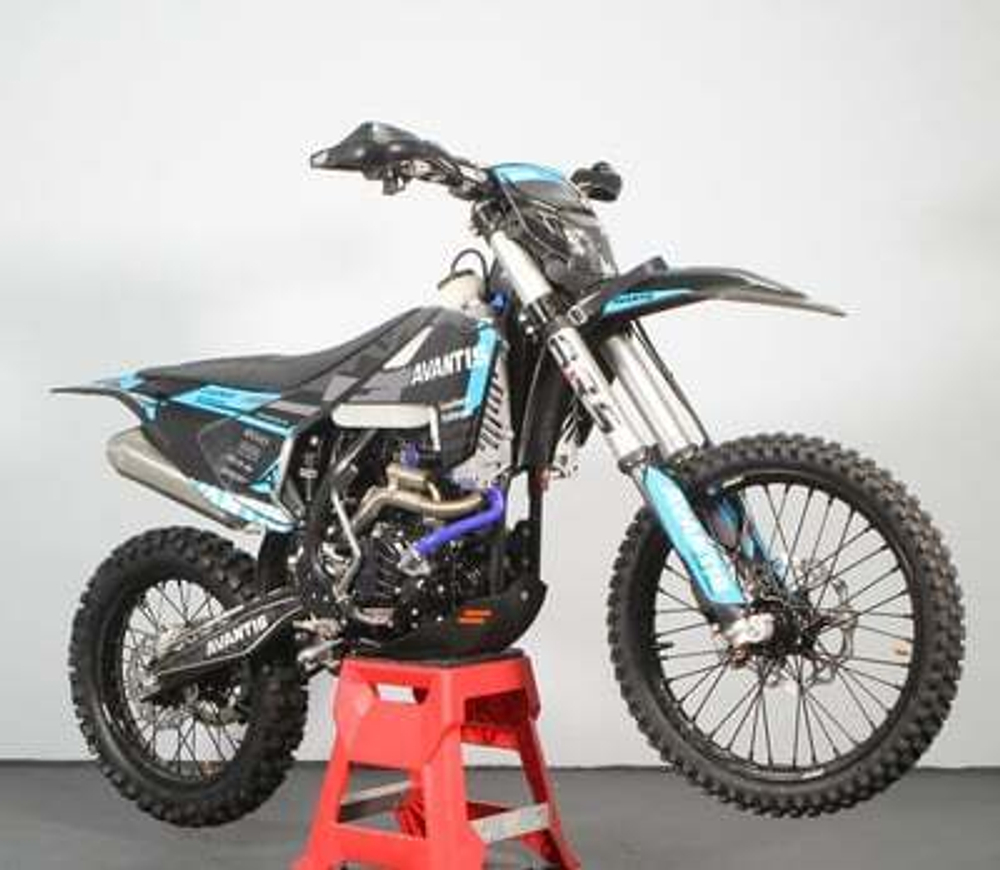 Мотоцикл кроссовый эндуро AVANTIS 300 PRO CARB FCR EXCLUSIVE (NC300-S/182MM) ARS