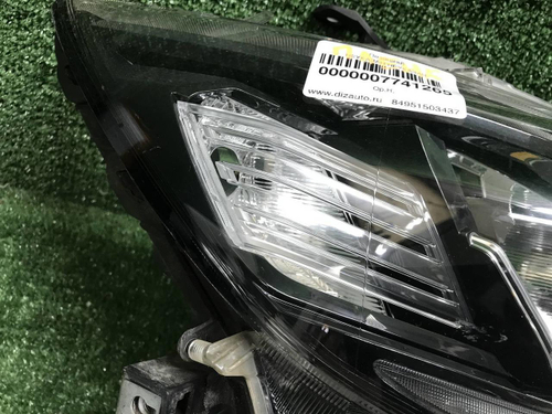 Фара правая Toyota LC Prado 150 (2017-н.в.) LED