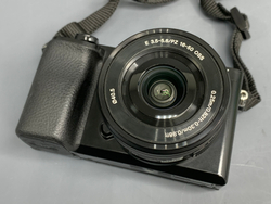 Sony A6100 kit 16-50mm 11.000 кадров