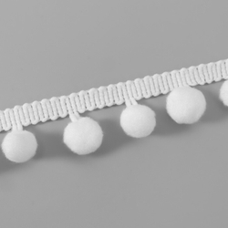 Тесьма с помпонами D 10 мм