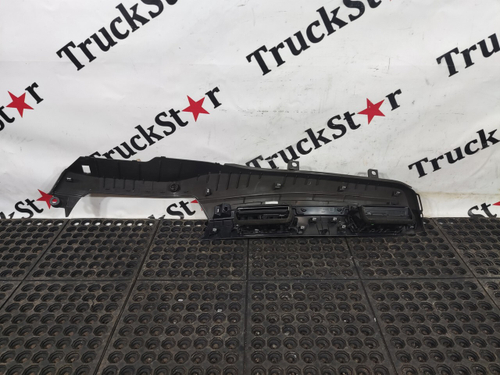 Накладка торпедо 2023г