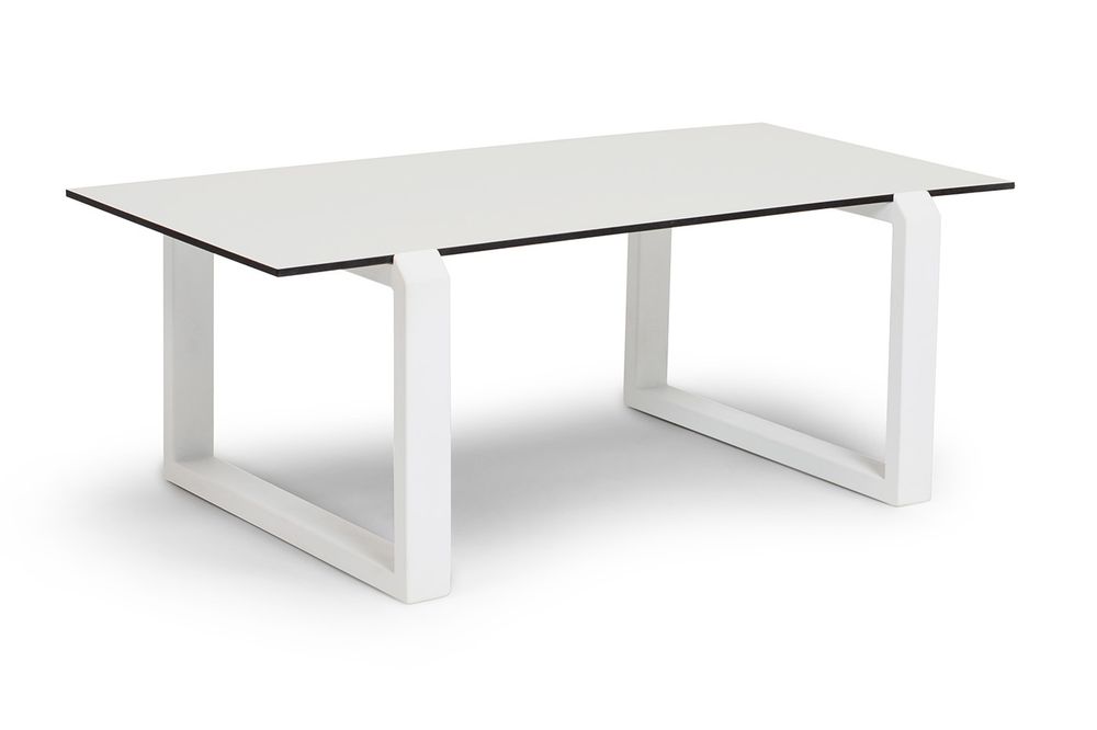 "Варадеро" журнальный стол из HPL 110х60 H43, каркас алюминий белый муар, цвет столешницы "молочный"