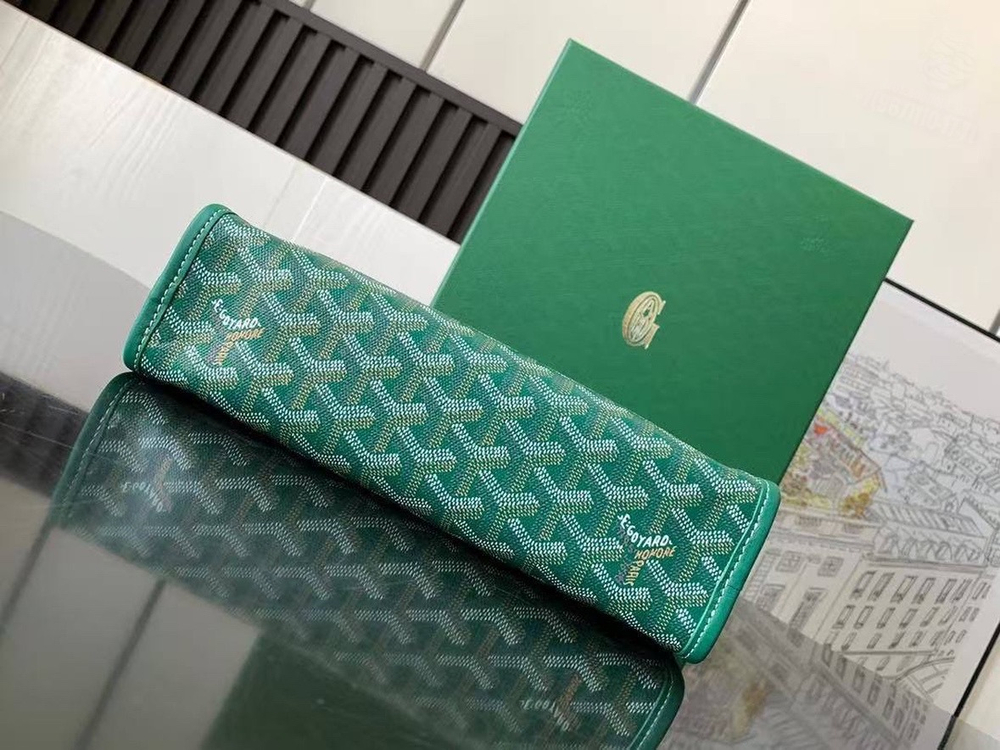 Клатч Goyard