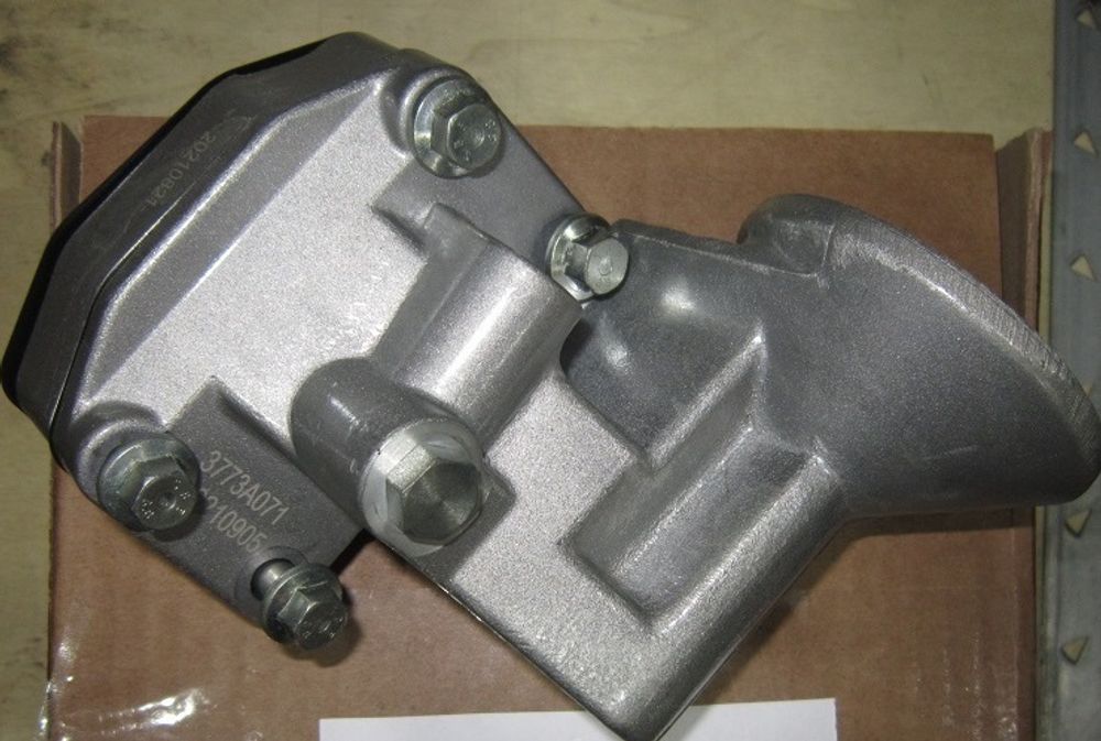 Головка масляного фильтра / OIL FILTER HEAD АРТ: 3773A071РО