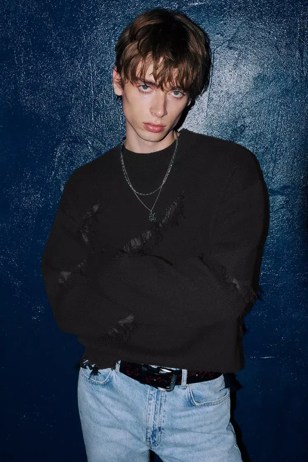 PULL&BEAR Рваный свитер с бахромой, черный