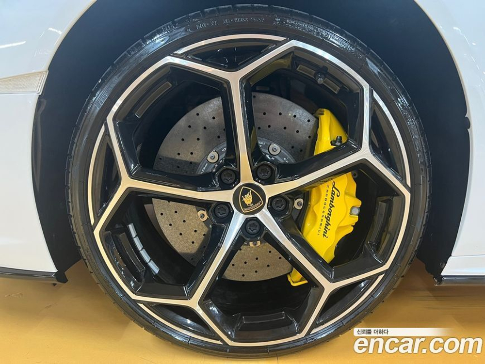 Lamborghini Huracan LP610-2 에보 Spider (02.2021)
