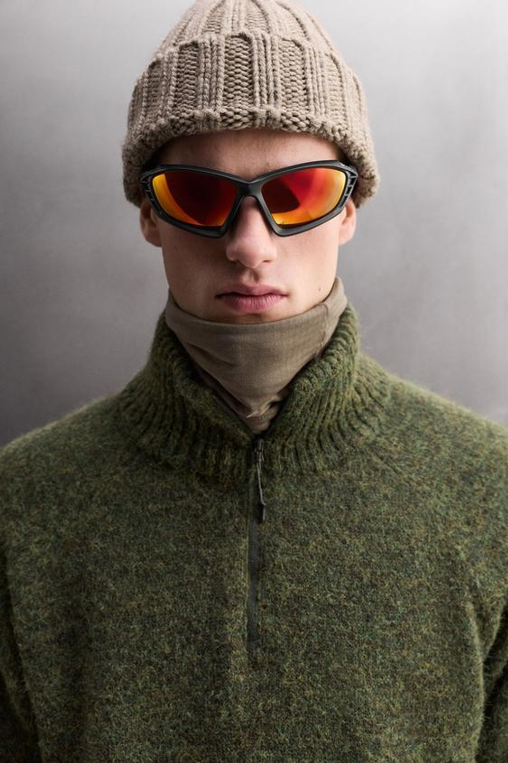 ZARA СВИТЕР ИЗ ШЕРСТИ С ВОРОТНИКОМ НА МОЛНИИ, ЗЕЛЕНЫЙ МЕЛАНЖ