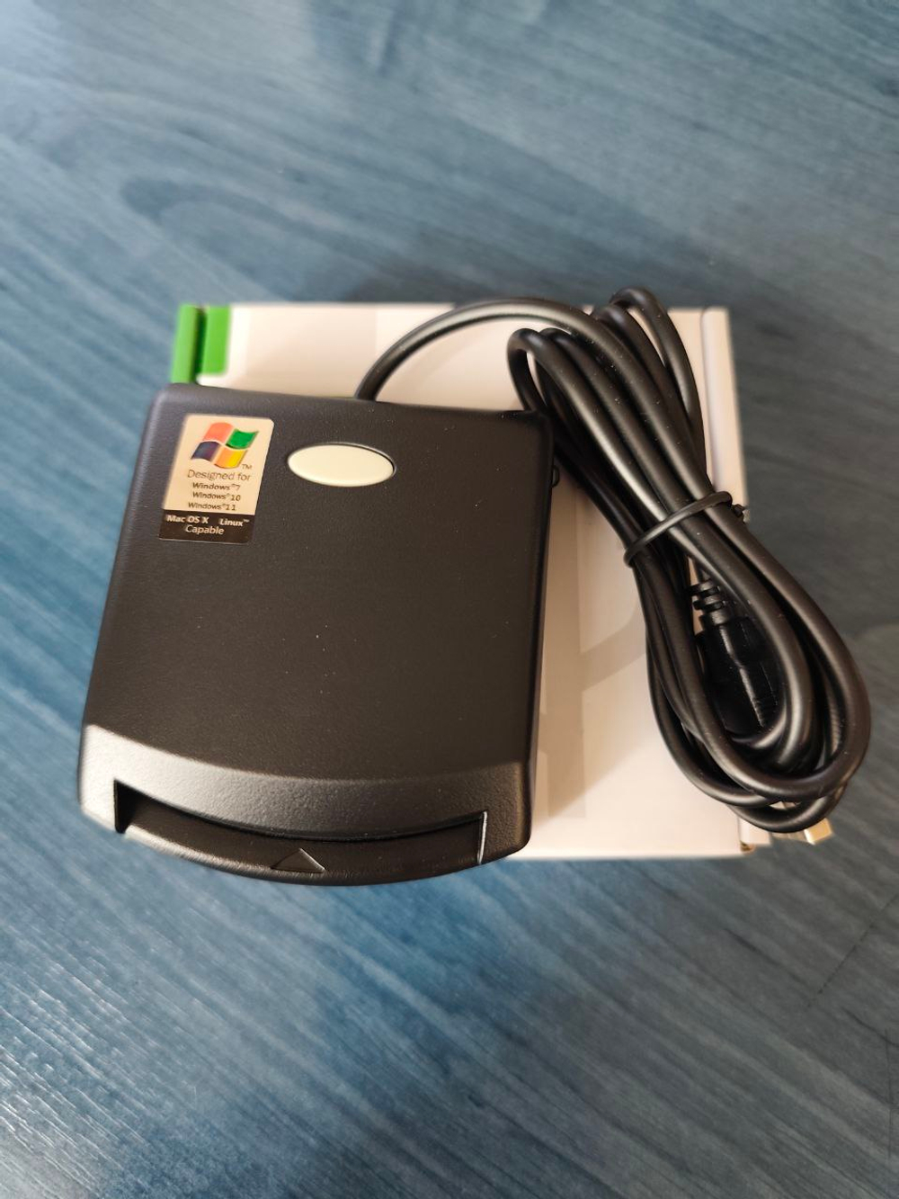 Считыватель карт водителя