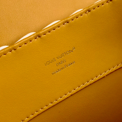Louis Vuitton Capucines BB