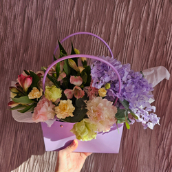 Композиция со стабилизированной гортензией "Счастье быть с тобой"