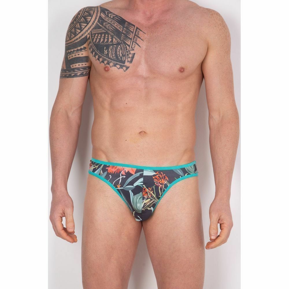 Мужские трусы стринги с разноцветным принтом и синей окантовкой Cosmos Colors FR10_TOP