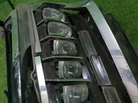 Битая Фара правая Cadillac Escalade 4 (2014-2020) LED