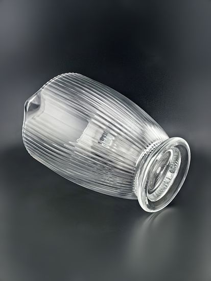 Кувшин стеклянный 1 л. на ножке "Вертикаль"