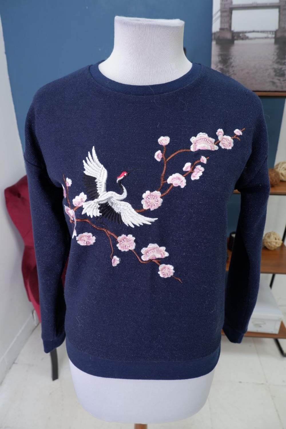 Свитшот O'stin с вышивкой 44 размер