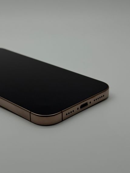 iPhone 16 Pro Max 256Gb Desert Titanium