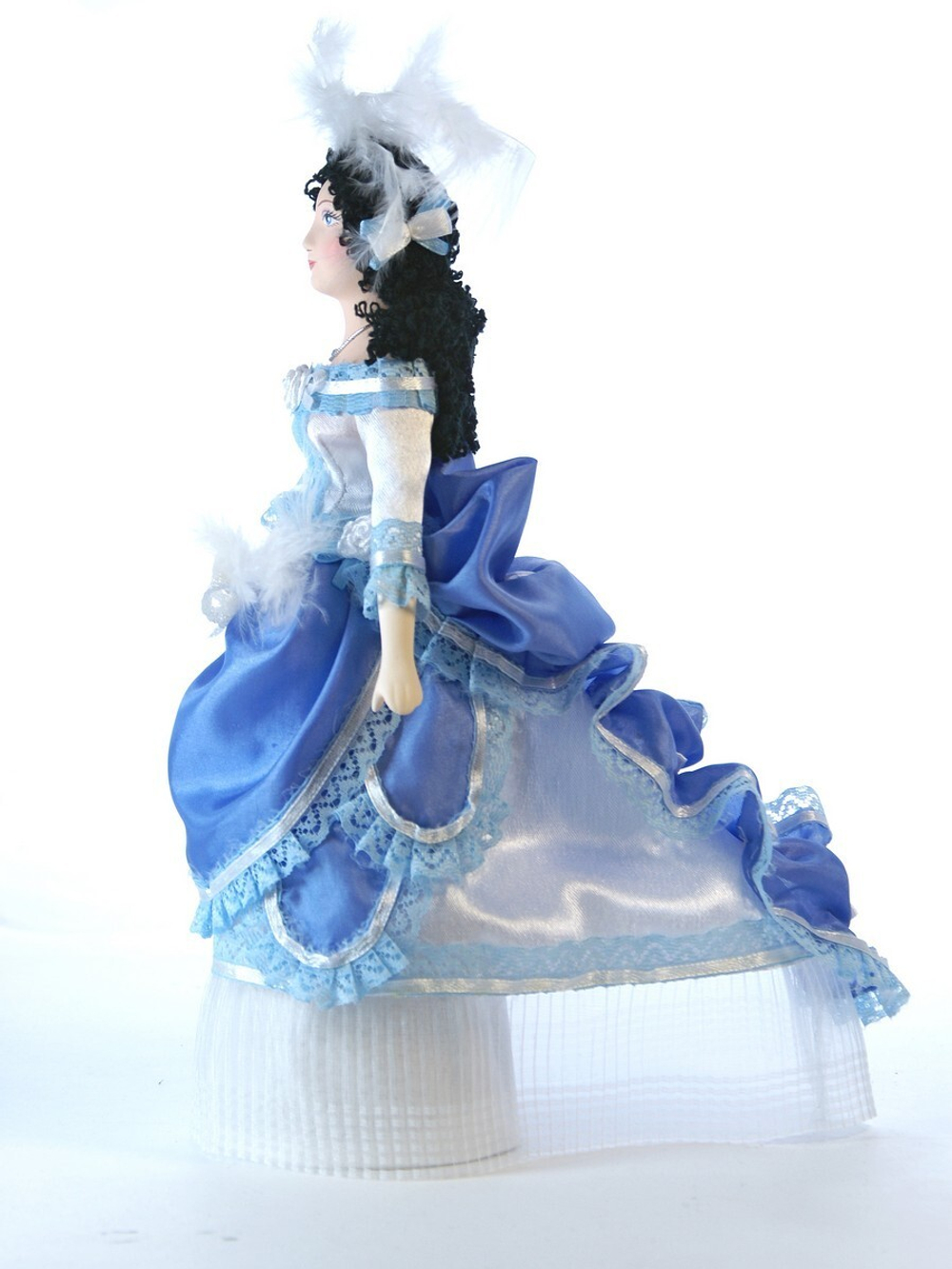 Кукла коллекционная Анна Каренина, в платье с турнюром конца 19 в.