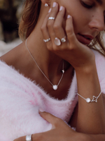 Колье «Трилистник» с лунным радужным камнем