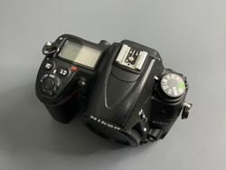 Nikon D7000 70.000 кадров