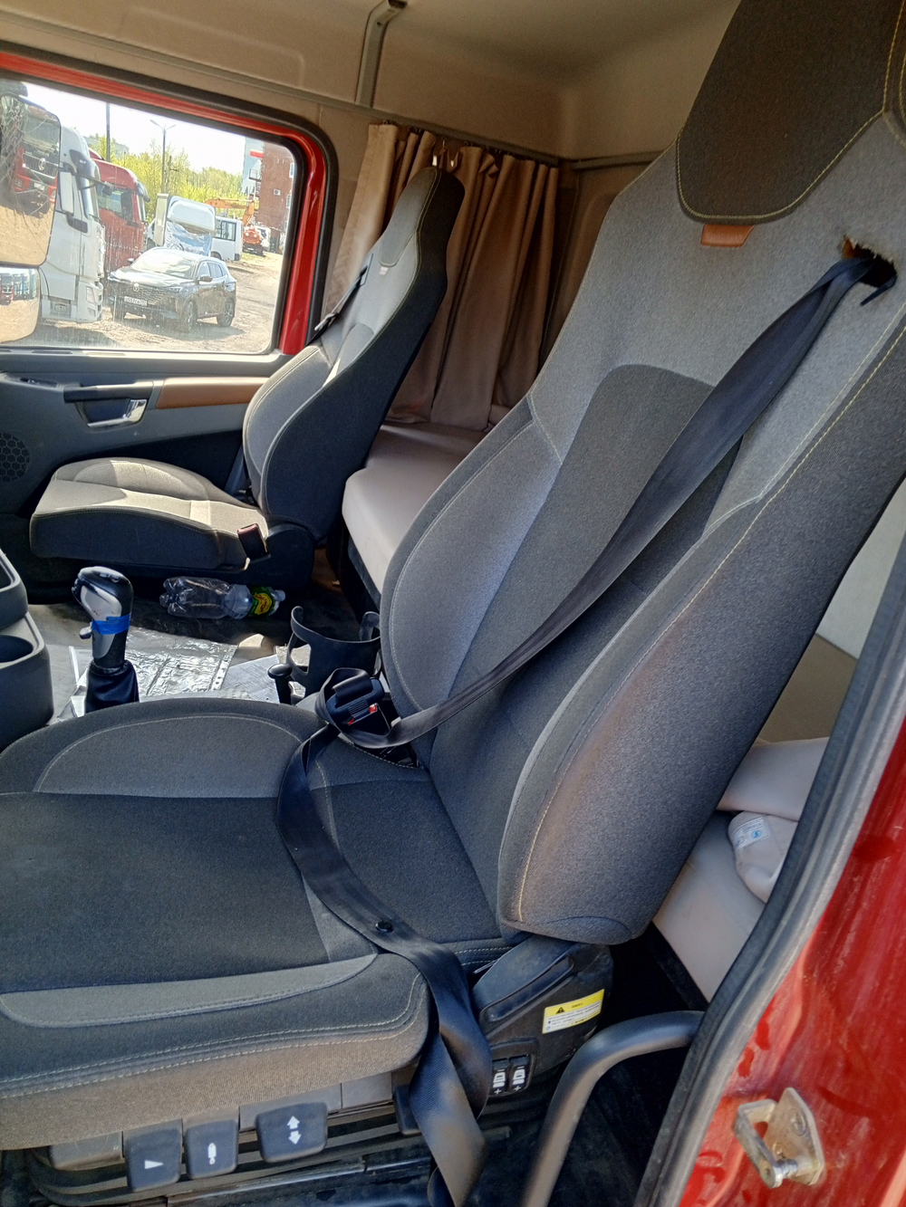 Shacman (Shaanxi) SX* 8x4 Самосвал SX331863366 (Дизельный, 12,5 л, 544 л.с., МТ)