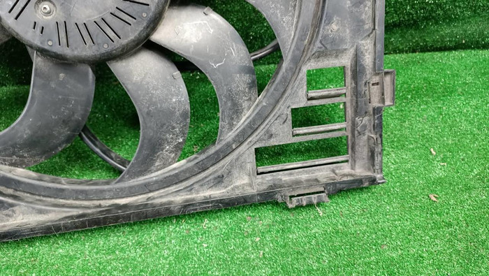 Диффузор с вентилятором BMW 5er F10 (2009-2017)