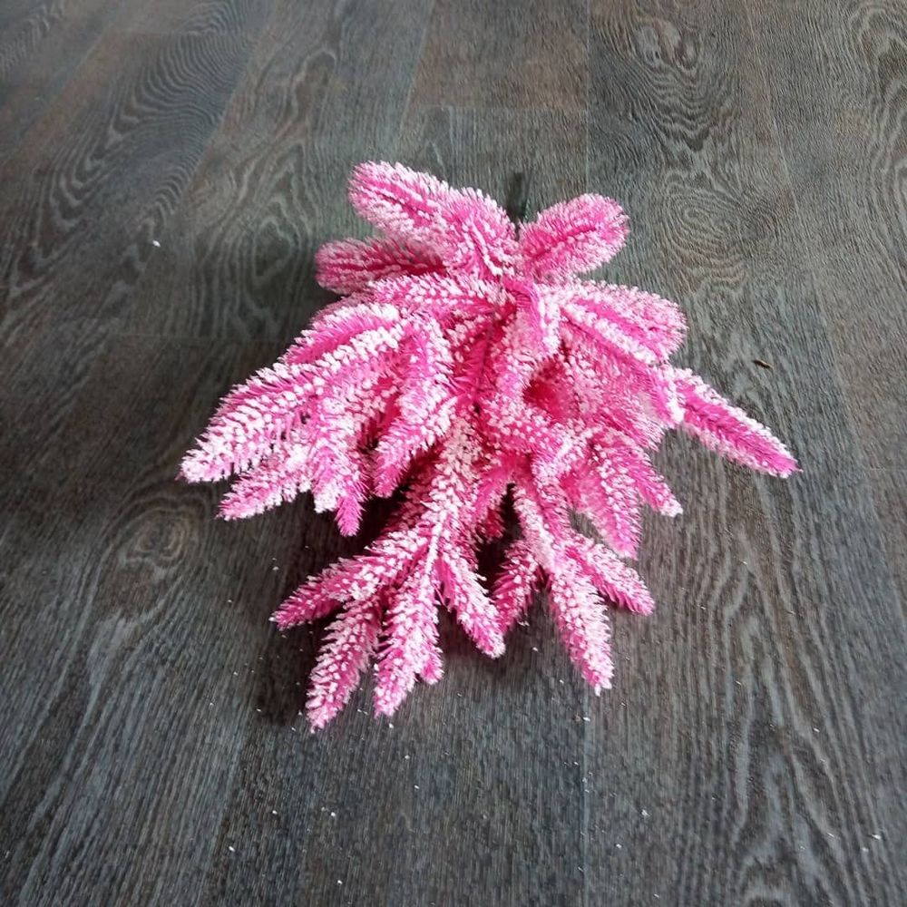 Заснеженная розовая елка «Фэнтези» (Литая хвоя) высота от 1,2 м до 2,7 м